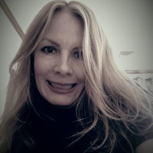 Meet your Posher, Debra